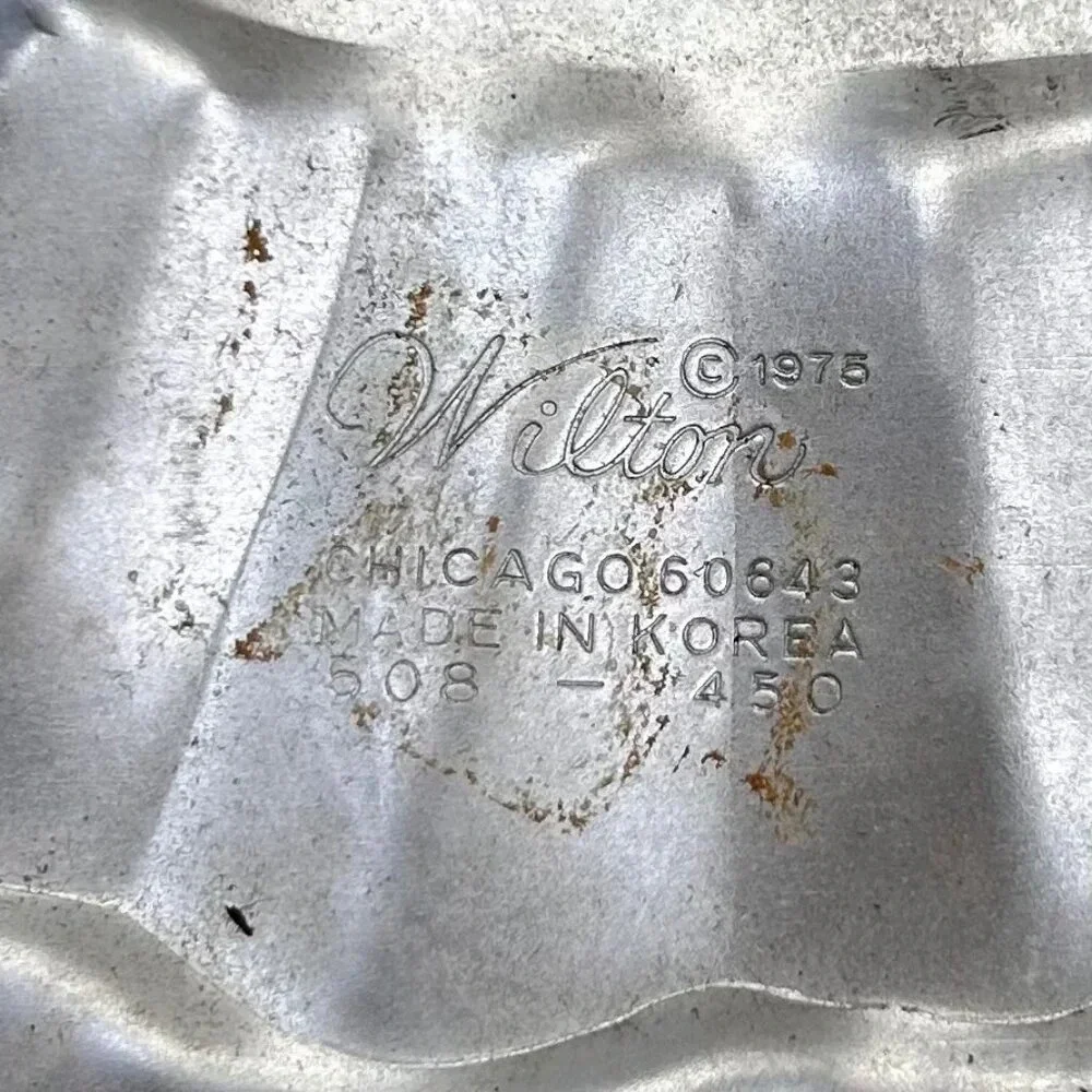 Vintage Walt Disney Wilton Cake Pans Holly Hobbie Minnie Mouse
